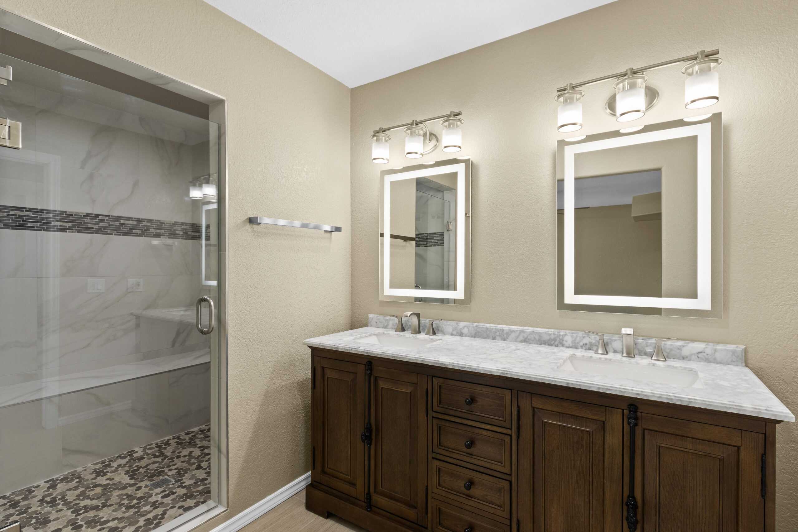 Custom bathroom vanity with LED mirror - El Paso, TX